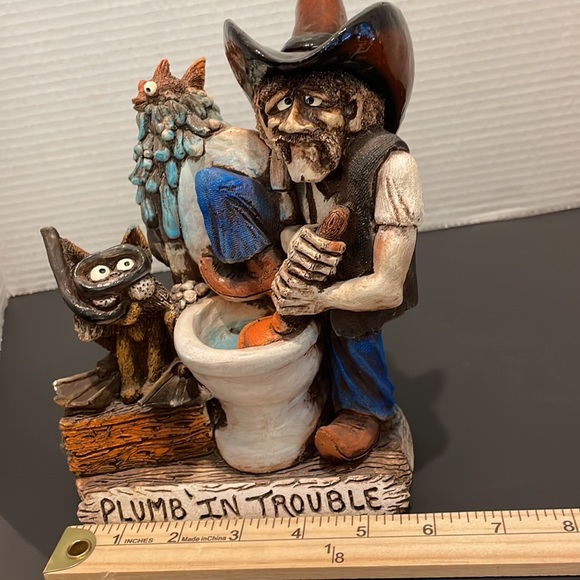 Vintage 94 Shade Tree Creations Handcrafted Cowboy Cat Plumb in Trouble Decor - Picture 3 of 11